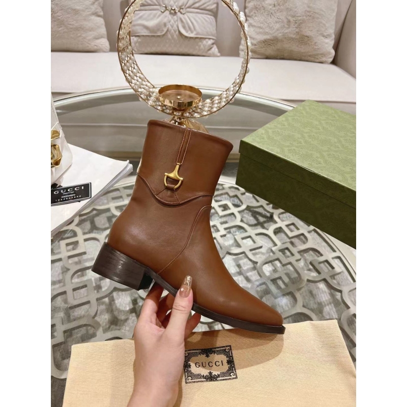 G*u*i boots